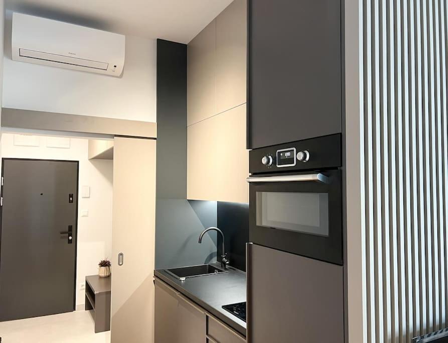 Central Getaway Studio Bratislava Extérieur photo