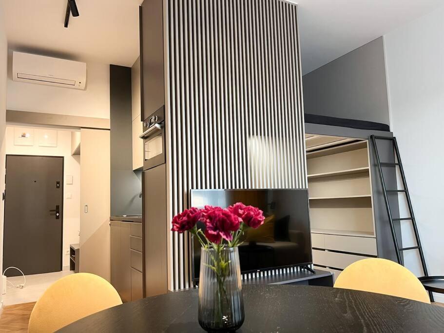 Central Getaway Studio Bratislava Extérieur photo